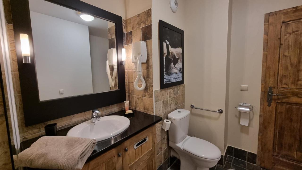 Arc 1950, Appartement Standing Dans Residence 5 Etoiles, Skis Aux Pieds,- 4-6 Pers, Piscine Exterieure & Spa Les Arcs  外观 照片