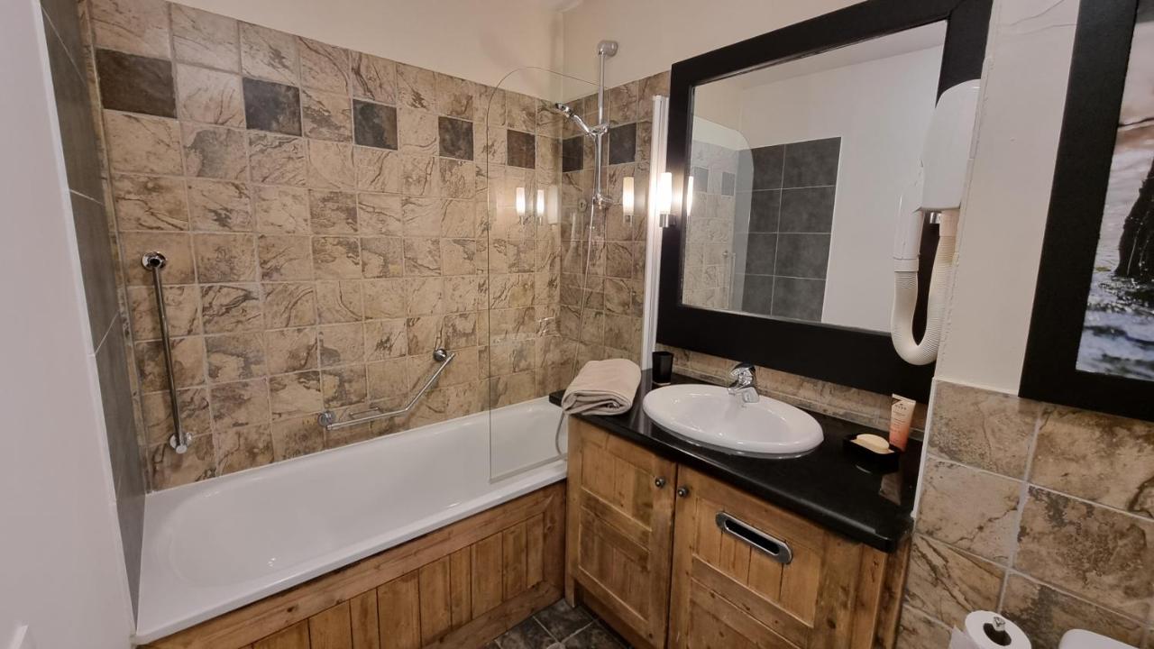 Arc 1950, Appartement Standing Dans Residence 5 Etoiles, Skis Aux Pieds,- 4-6 Pers, Piscine Exterieure & Spa Les Arcs  外观 照片